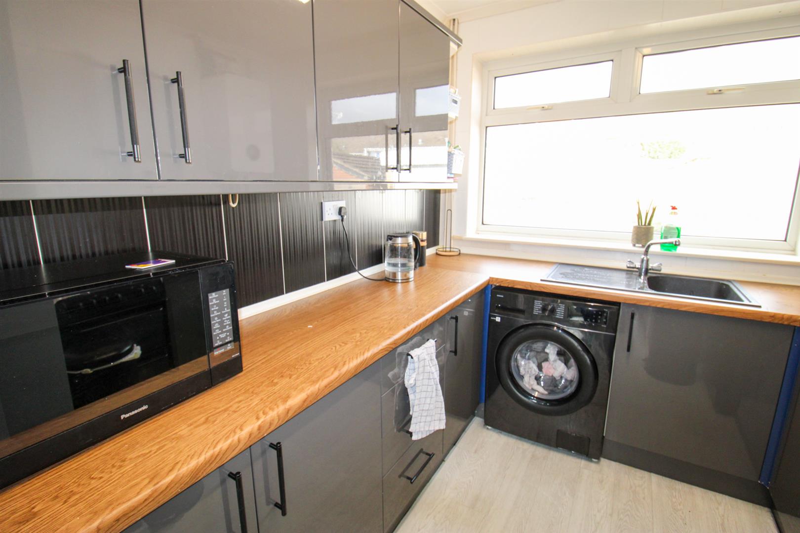 Phillipson Way, Smallthorne, Stoke-On-Trent